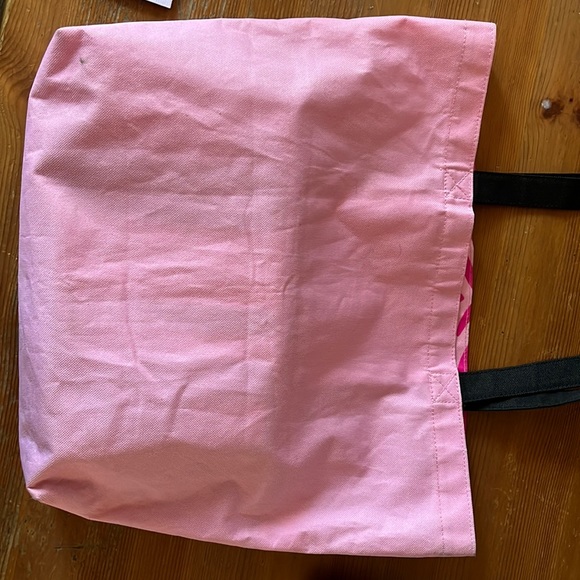 Hello Kitty Animal Stripe Pink Tote Bag - Picture 3 of 6